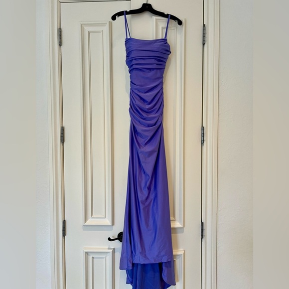 La Femme 28398 Ruched Lilac Gown – Size 0 - Picture 3 of 7
